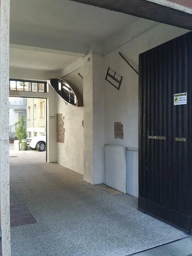 B&B Sansiromilano 0*, Milan Italy